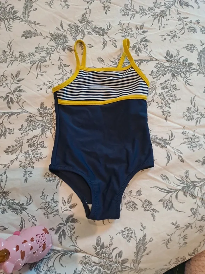 Maillots de bain une pièce 12mois - photo numéro 2