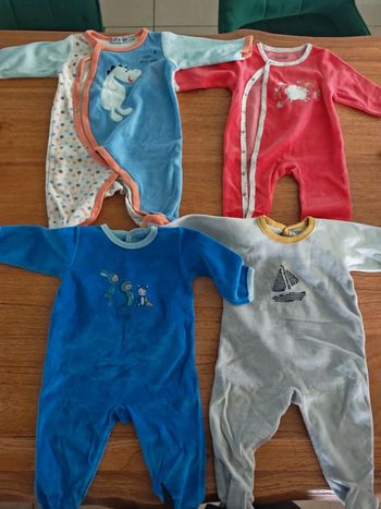 Lot pyjamas velours 6 mois