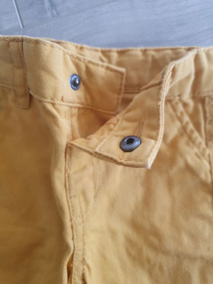 Jeans 6 mois jaune moutarde - photo numéro 2