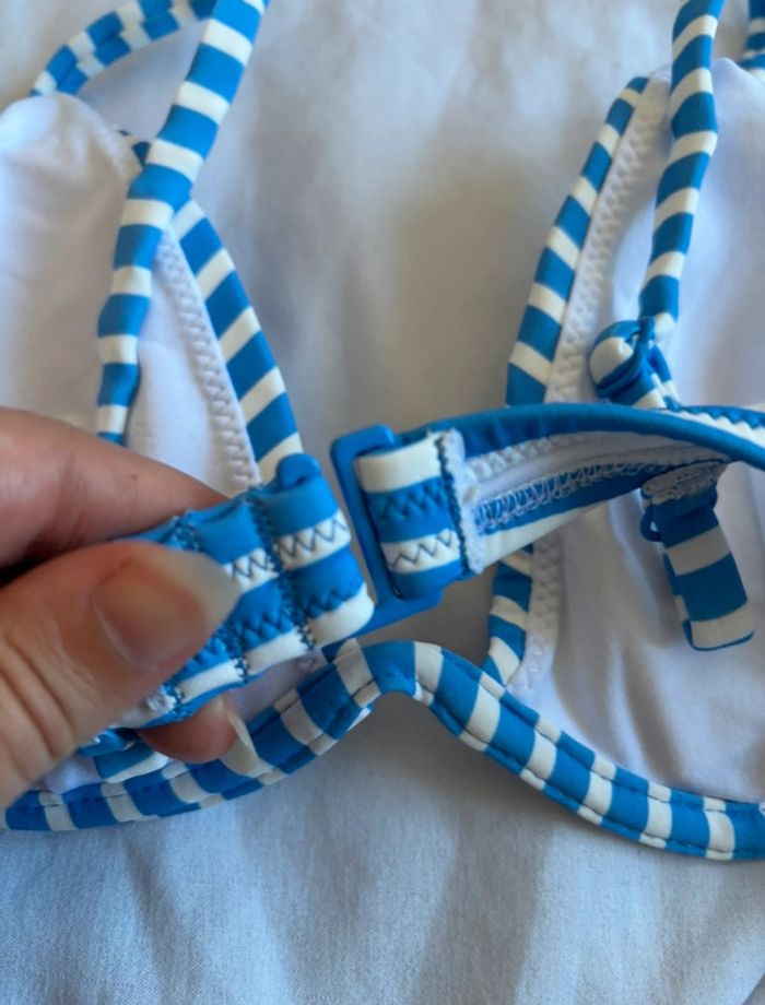 Haut de maillot de bain bikini bleu blanc rayé penti taille XS/34 neuf - photo numéro 4