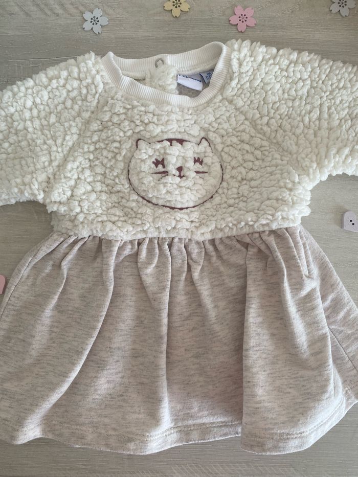 Robe 1 mois - photo numéro 2