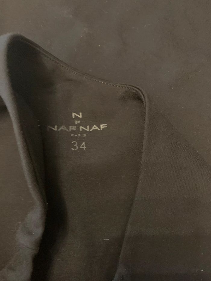 Robe naf naf asymétrique  taille 34 - photo numéro 3