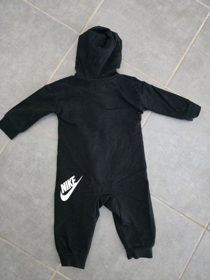 Combi ensemble Nike noir - photo numéro 5