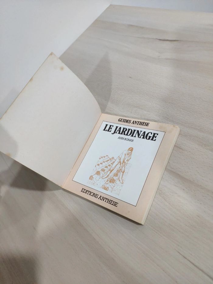 Livre petit format le jardinage guide Anthese Bonar jardin pelouse compost - photo numéro 7