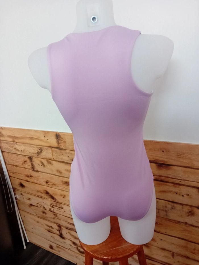 Body femme - photo numéro 4