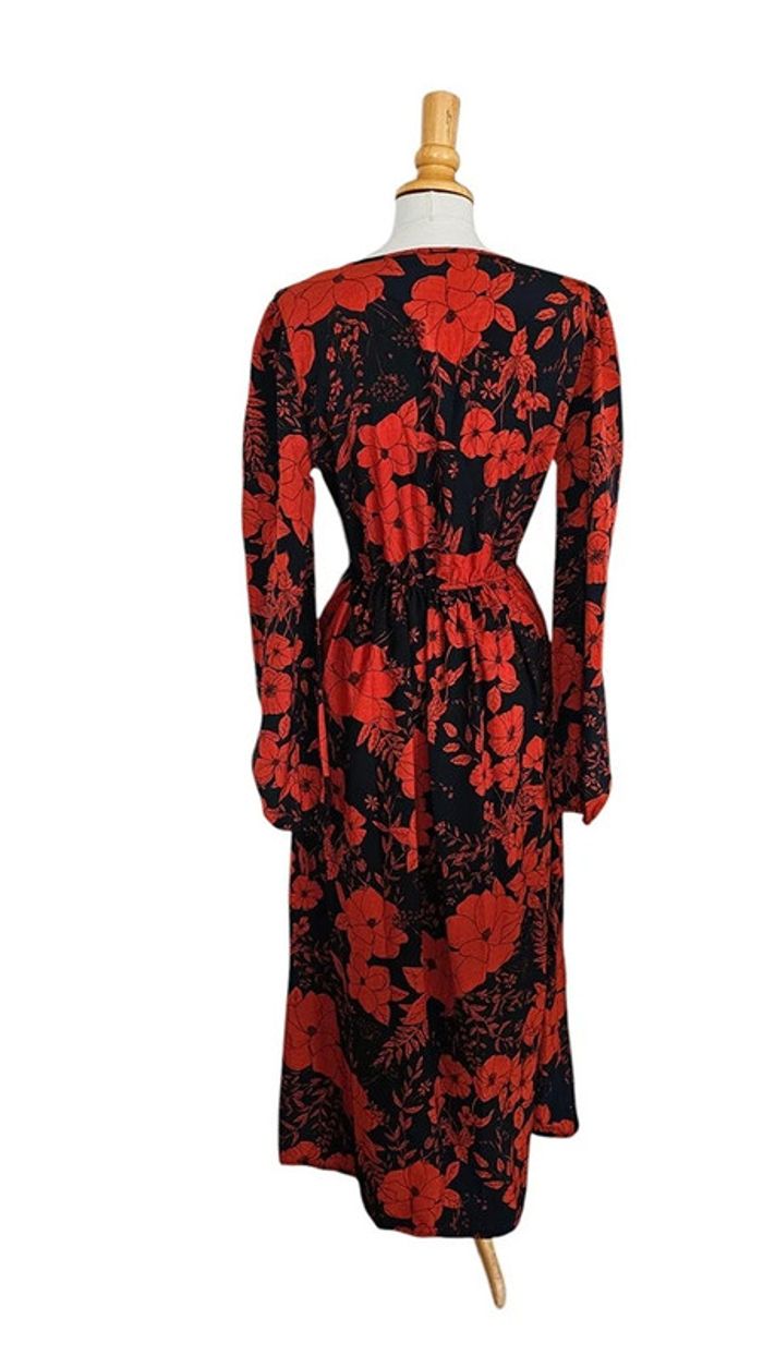 Robe longue Boohoo – Taille 38 – Rouge et Noir – État : Excellent - photo numéro 4
