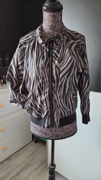 Bombers de chez Jennyfer en taille L