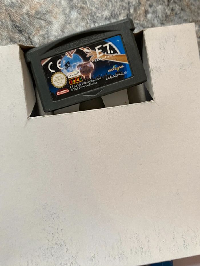 E.T game boy advance en boîte - photo numéro 2