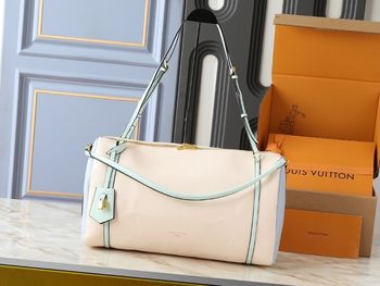 Louis Vuitton Keepall  M26037