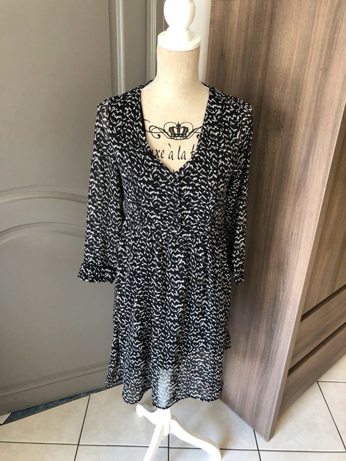 Robe bohème légère taille 36 noir et blanc impeccable