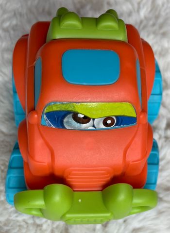 Voiture monster truck