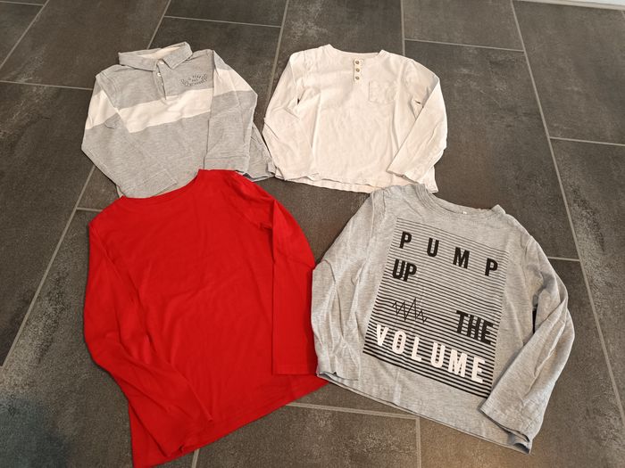Lot de vêtements taille 8 ans garçon - photo numéro 8