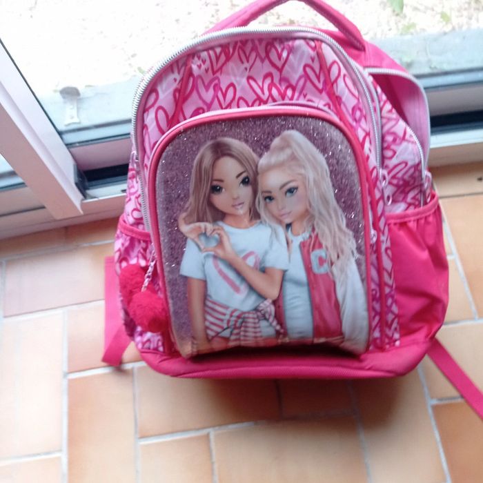 Modèle haut de gamme Cartable - photo numéro 2