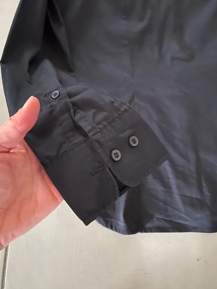 Chemise H&M taille 36 noire stretch cintré manches longues - photo numéro 12