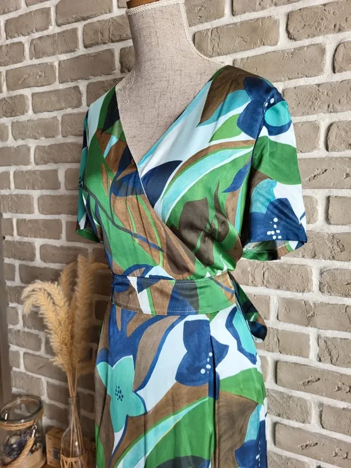 Magnifique robe satinée neuve Marie Méro - photo numéro 5