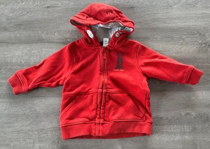 Veste à capuche 6 mois obaïbi