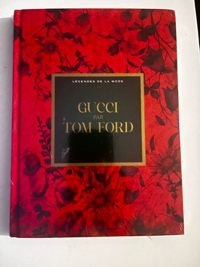 Livre les légendes de la mode sous blister - photo numéro 2