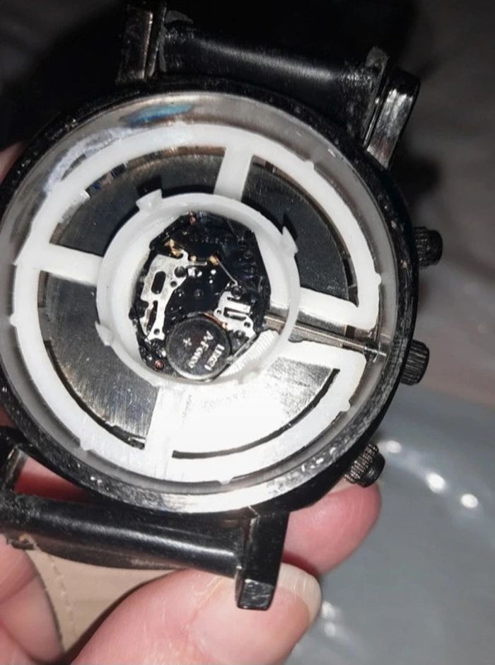Montre - photo numéro 11