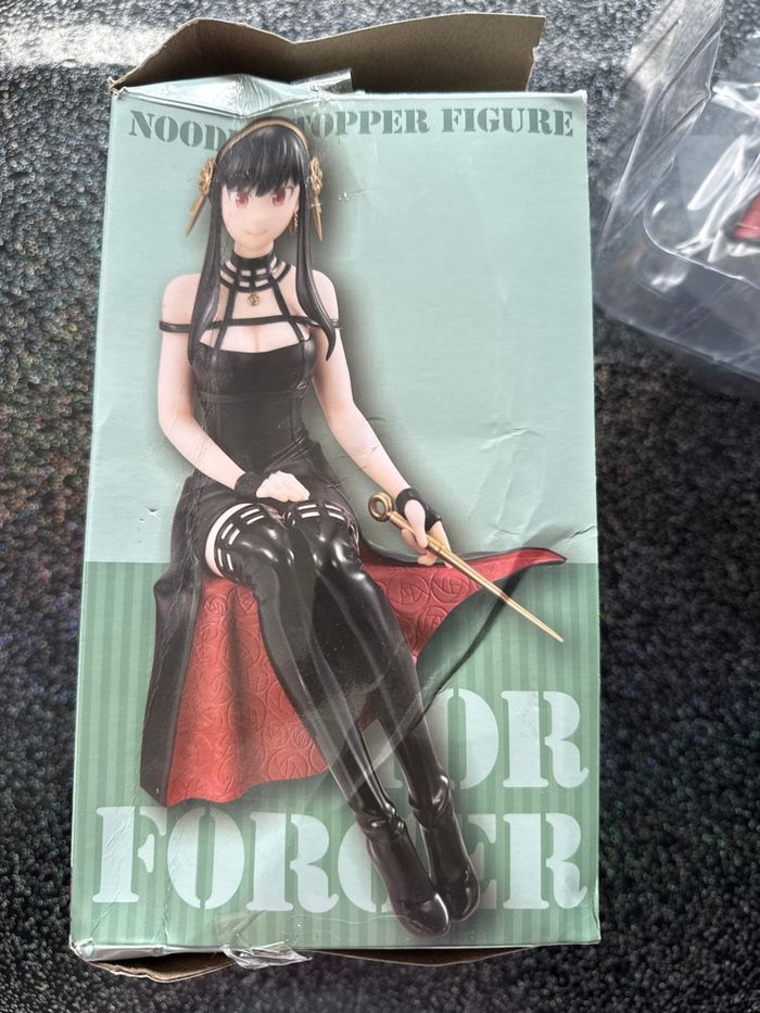 Figurine Spy X Family Yor Forger - photo numéro 5