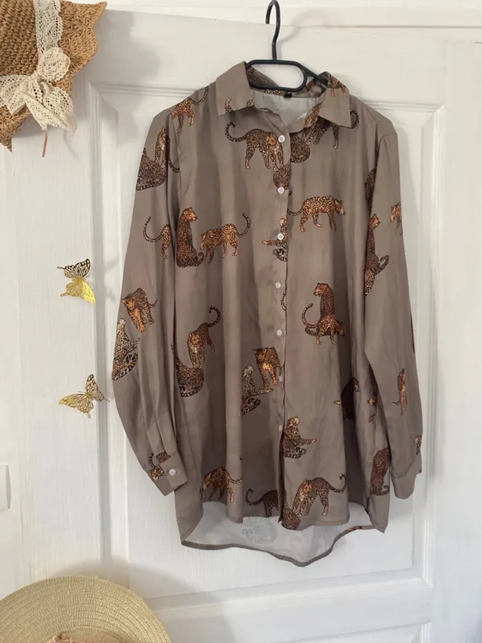 Chemise léopard kaki