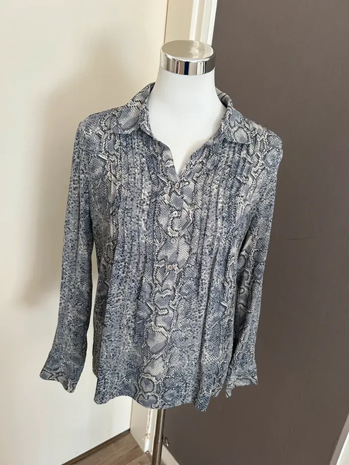 Gerard Darel, top haut blouse bleu soie , imprimé femme, taille 38