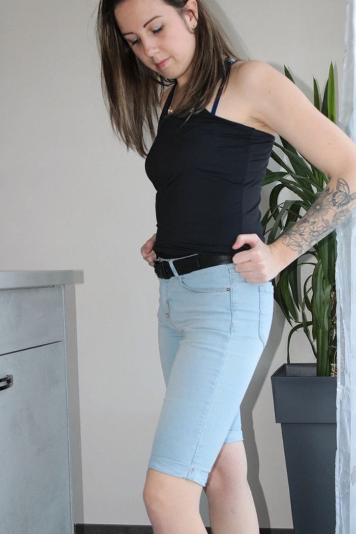 Pantacourt taille 38/M - photo numéro 5