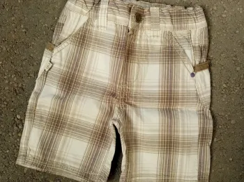 Short à carreaux