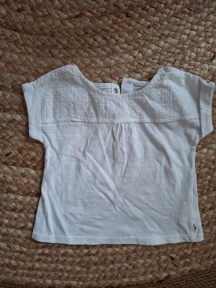 T shirt obaibi neuf 12 mois fille