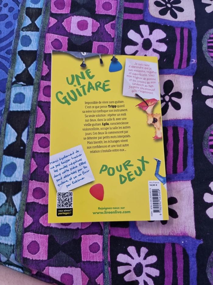 Une guitare pour deux Mary Amato - photo numéro 2