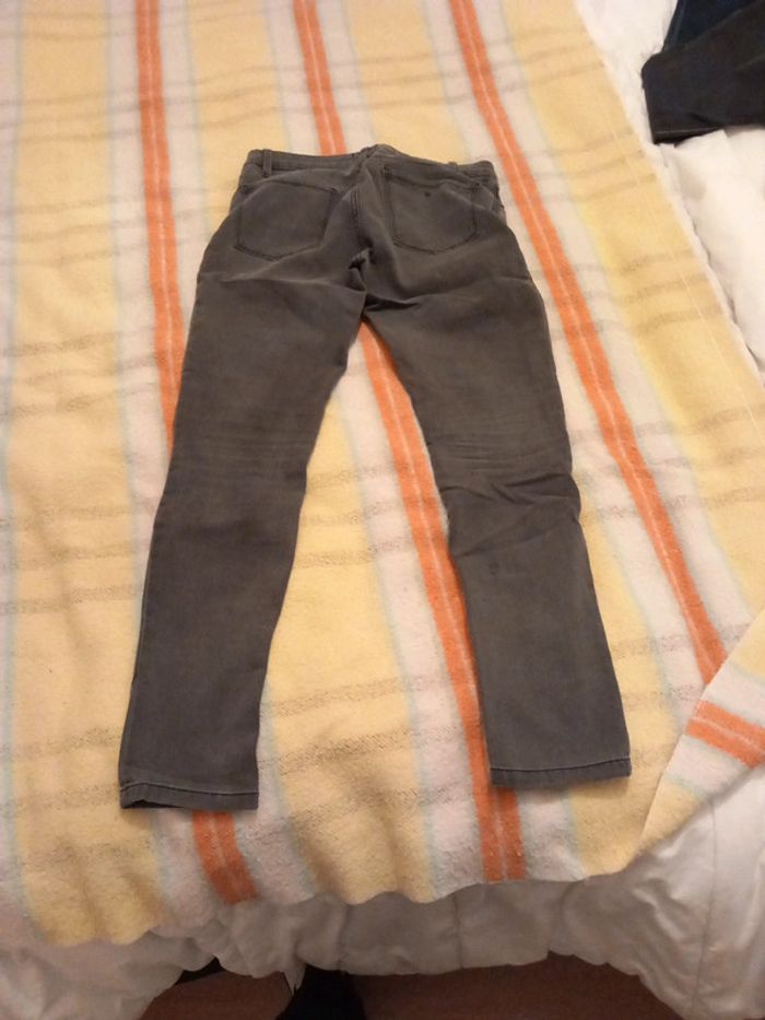 Jeans Pull & Bear taille 40 - photo numéro 2