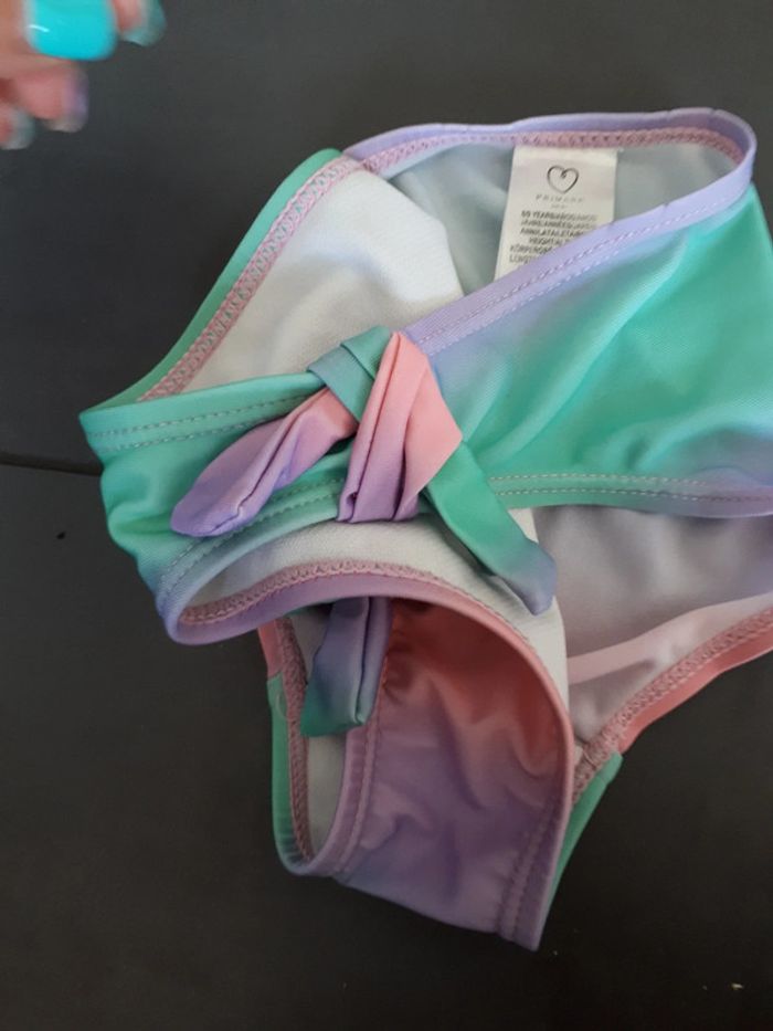 Maillot de bain 2 pièces Primark 10 11 ans - photo numéro 3