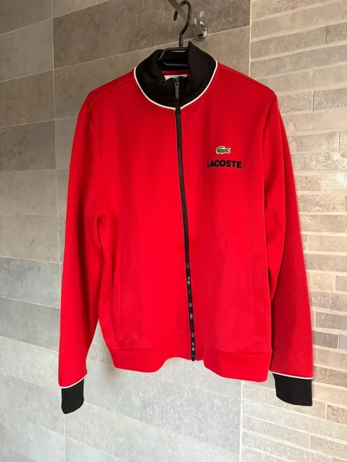 Sweat zippé rouge Lacoste
