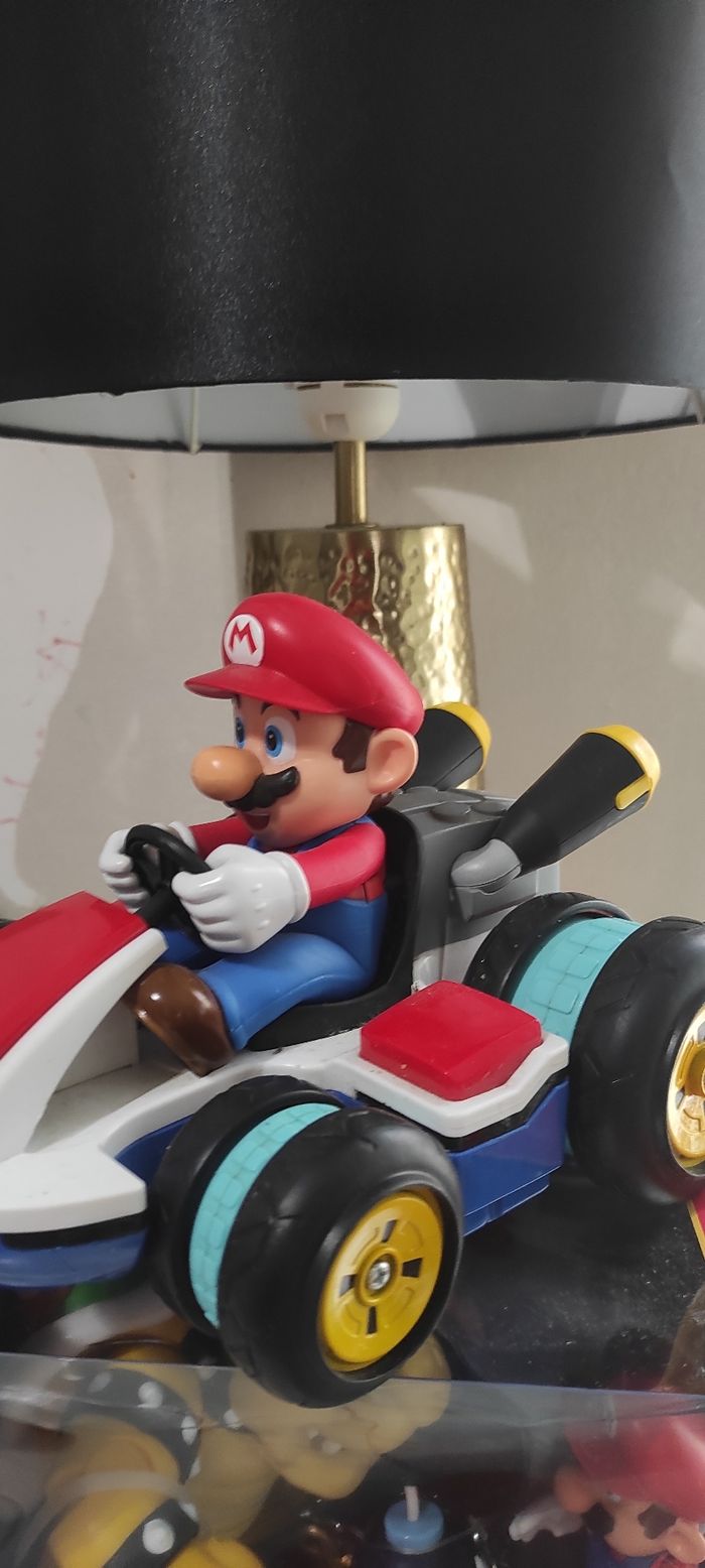 Mario voiture sans la télé commande - photo numéro 4