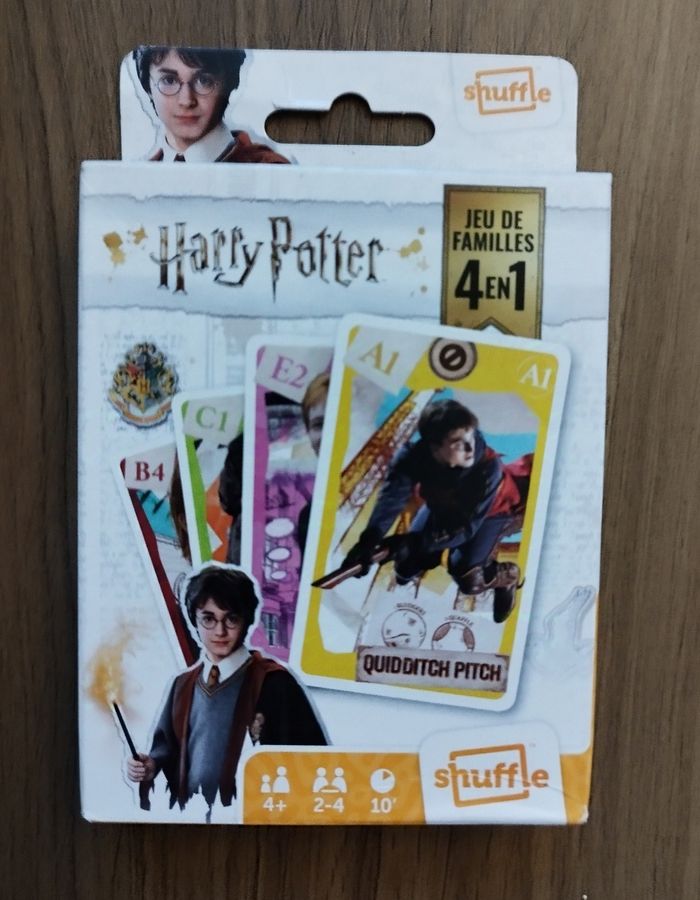 Jeu de cartes Shuffle Harry Potter jeu de familles 4 en 1 neuf et étiqueté