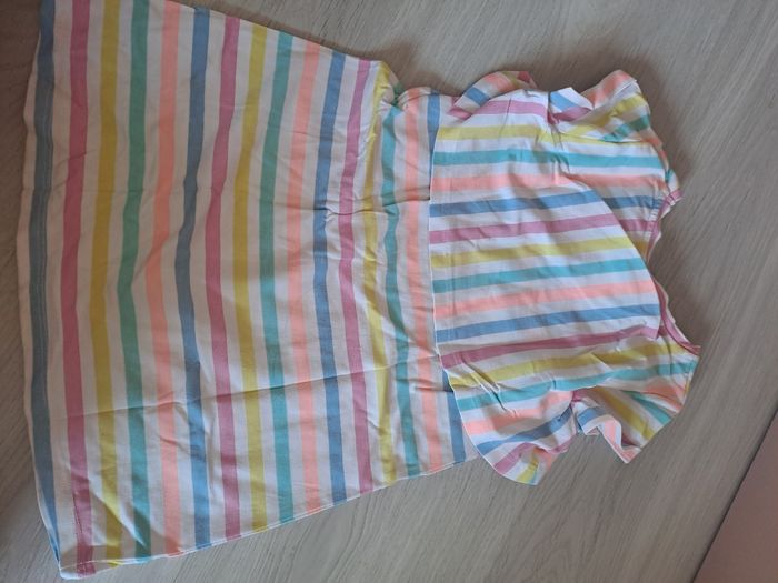 Robe verbaudet 4 ans - photo numéro 4