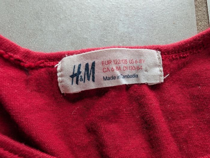 Robe rouge 6/8ans - photo numéro 4