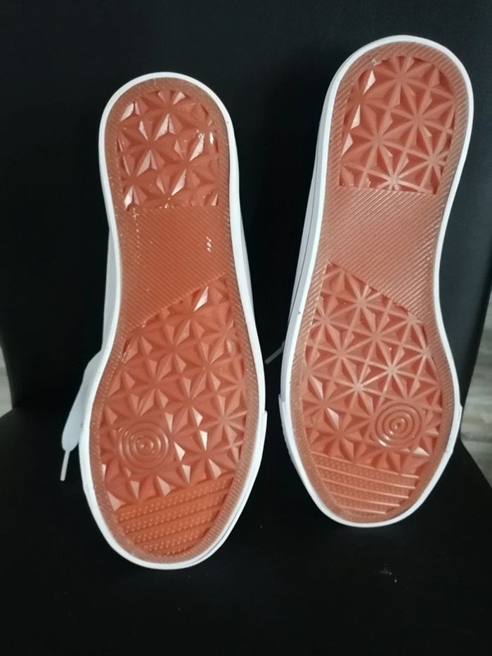 Basket en toile NEUVES taille 36 - photo numéro 6