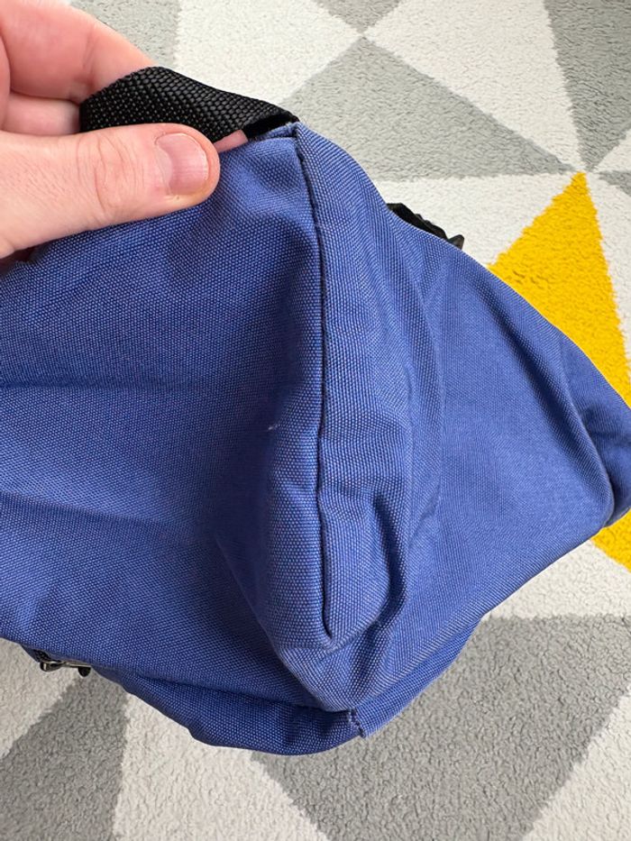 Sac à dos Eastpak | Violet | Taille 30 X 39 cm - photo numéro 3