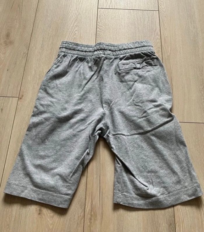 Short nike enfant taille M - photo numéro 2