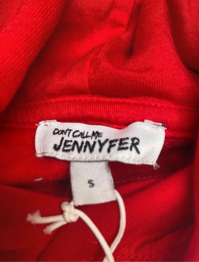 Pull avec capuche en rouge pour femme - photo numéro 8
