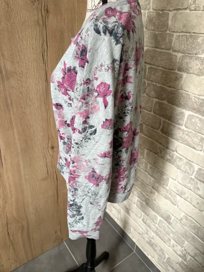 Pull femme fleuri taille M - photo numéro 4