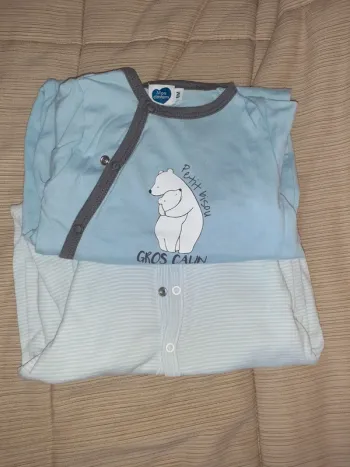 lot 2 pyjamas 6 mois