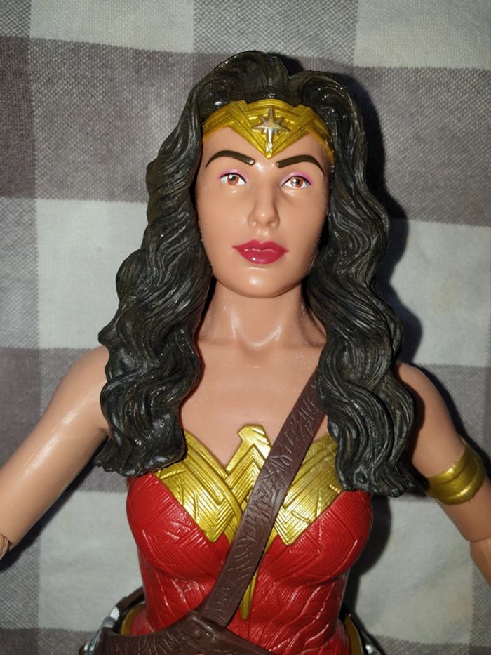 Figurine Wonder Woman Batman - photo numéro 3