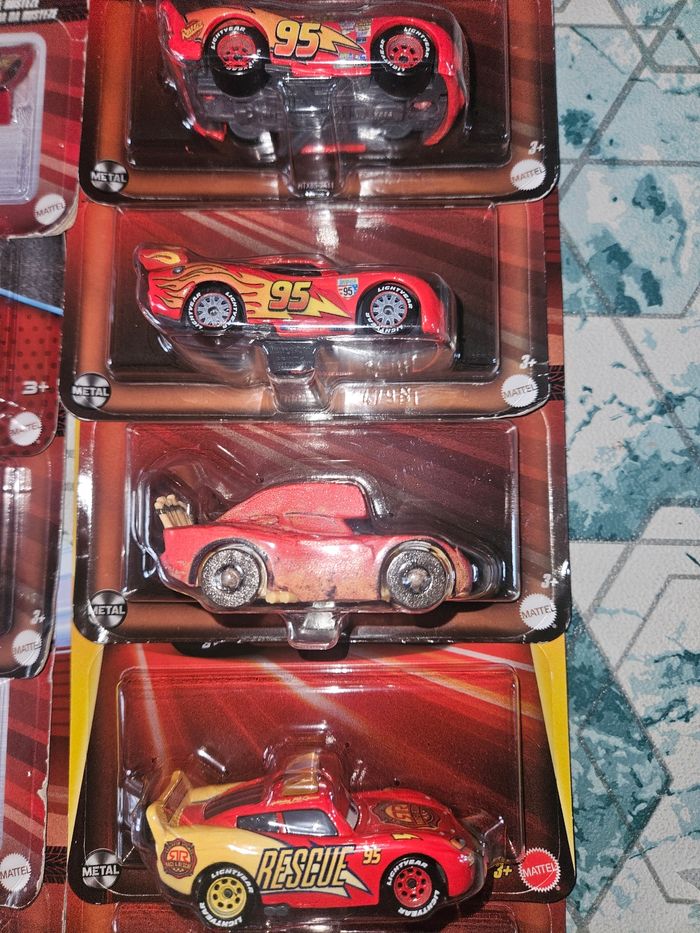 10 voitures cars Mattel neuves Disney Pixars 10 voitures mcqueen différentes - photo numéro 5