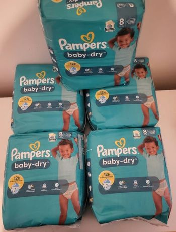Couche pampers taille 8