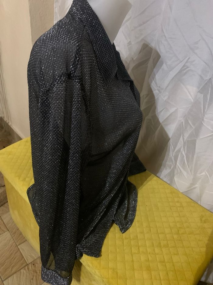 Chemise transparente argenté taille 42  -44 tres bon état idéal pour les fêtes 🥳 - photo numéro 4