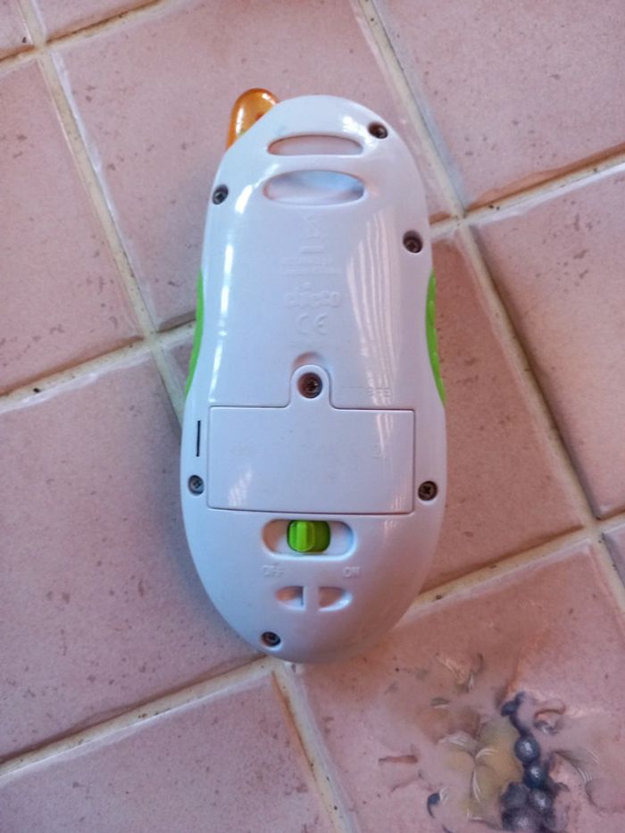 🎅téléphone musical Chicco - photo numéro 2