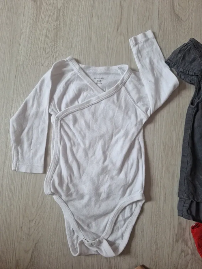Lot de vêtements printemps-été fille taille 9 mois 71 cm - photo numéro 2