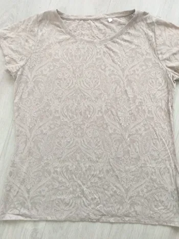 T shirt imprimé ton sur ton