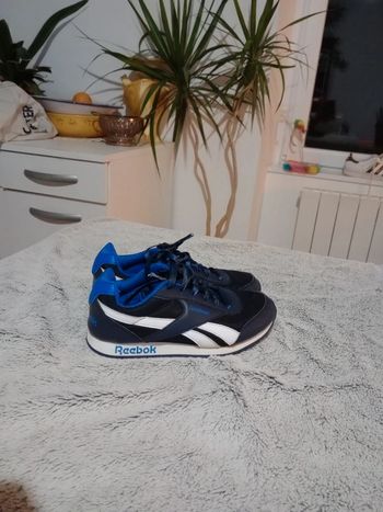 Sneackers mixte 35 bleu marine Reebok c49